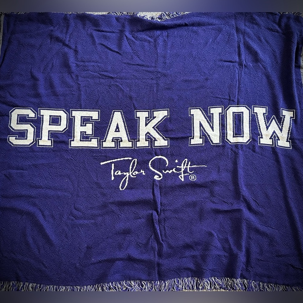 Taylor Swift Speak Now blanket from official merch store. Great deal!